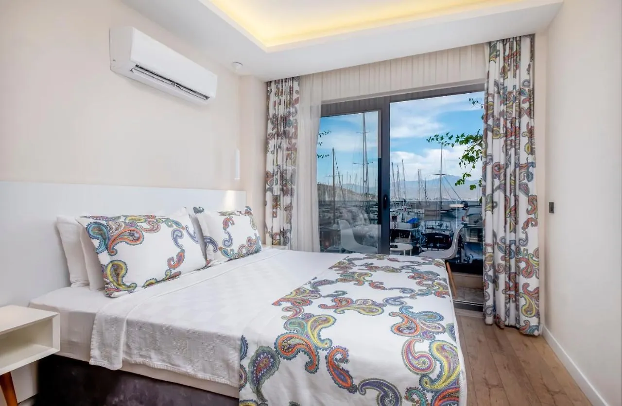 Ece Marina Suites Fethiye 2*,