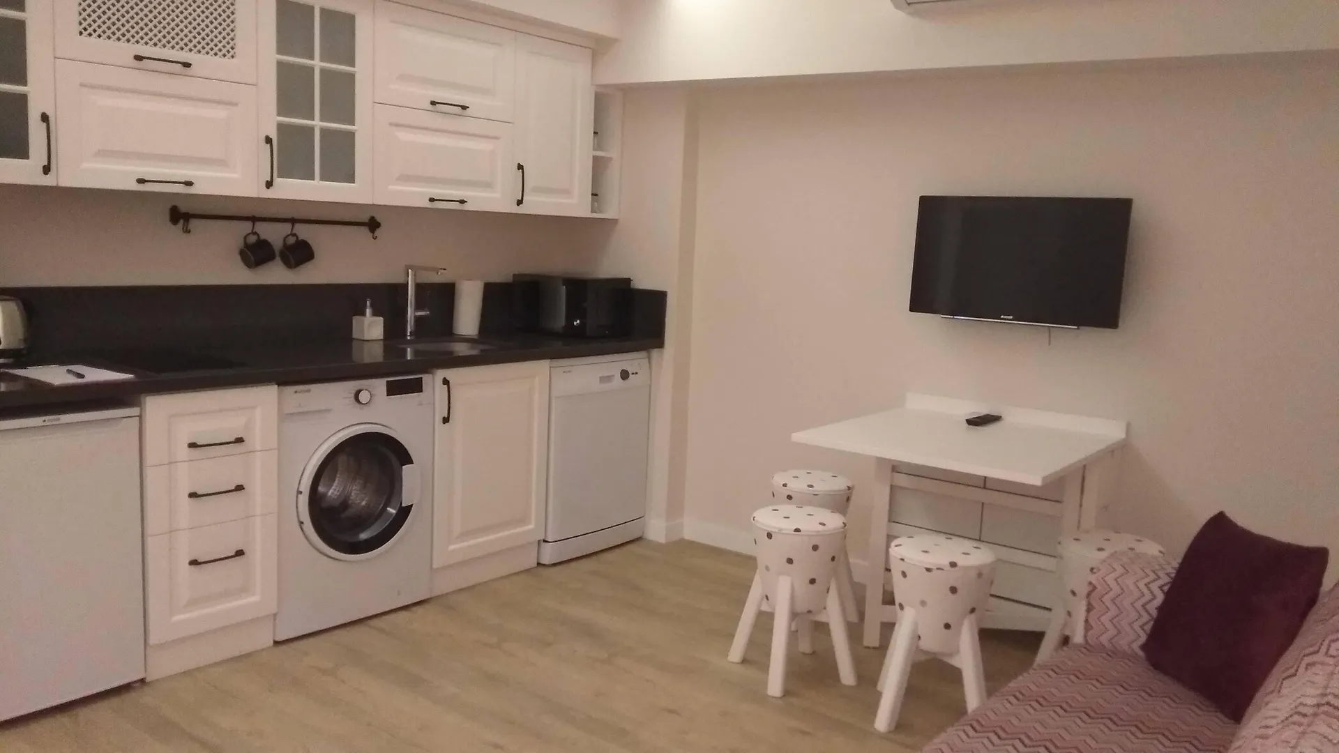Ece Marina Suites فتحية فندق