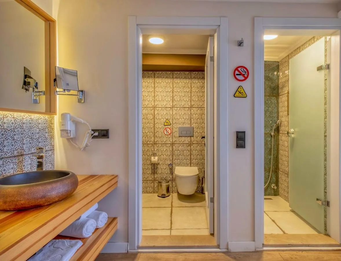 ** Hotel Ece Marina Suites Fethiye Turcja